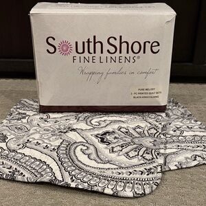 Black and White 3 piece Quilt